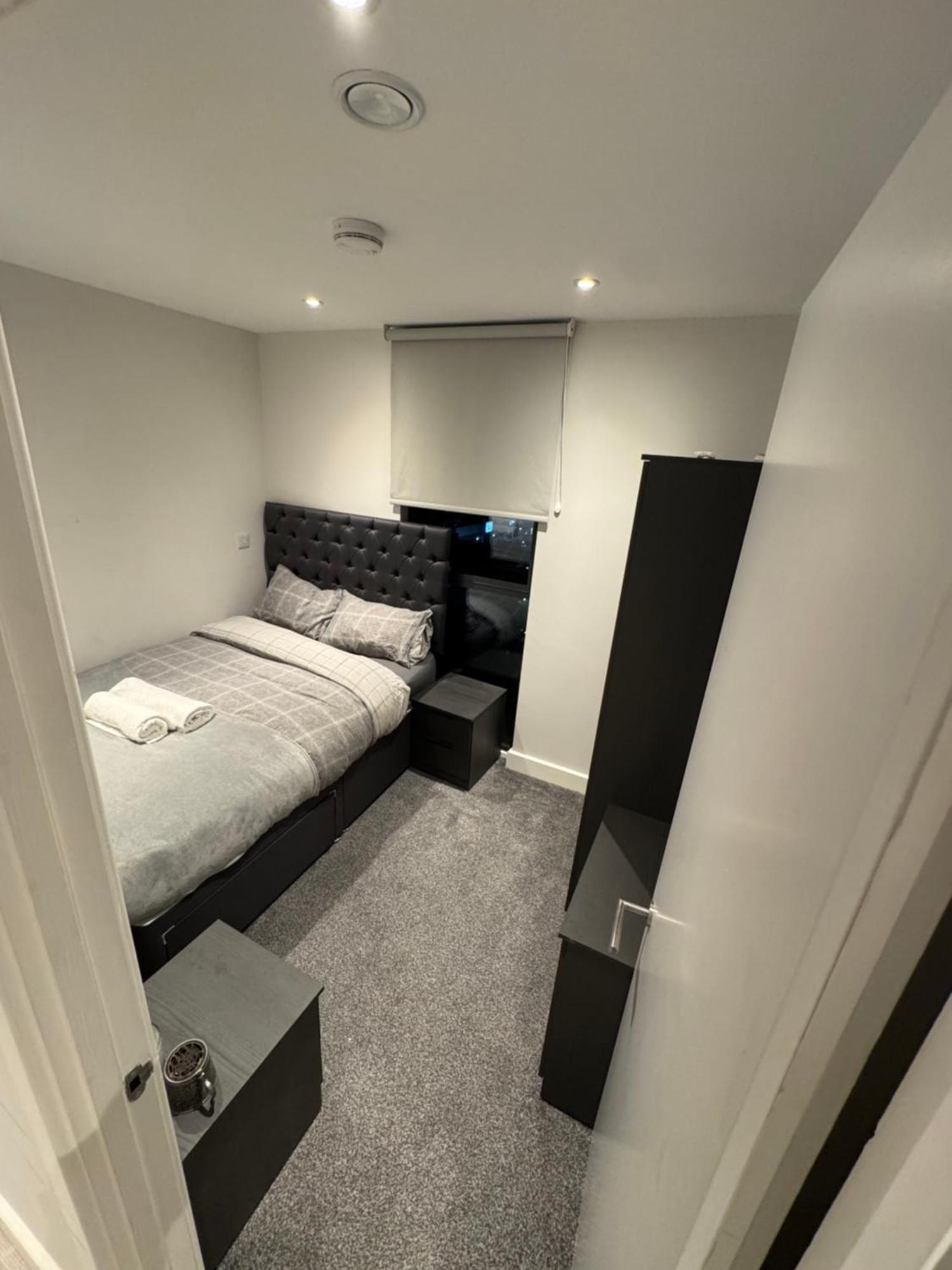 Appartement Regent Plaza à Manchester Extérieur photo